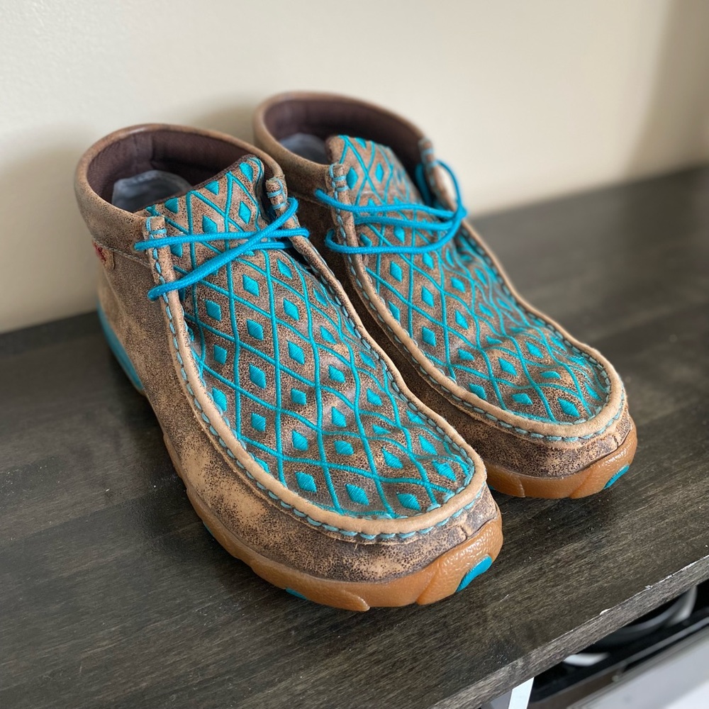 Twisted X Diamond Cross Teal Driving moccasins